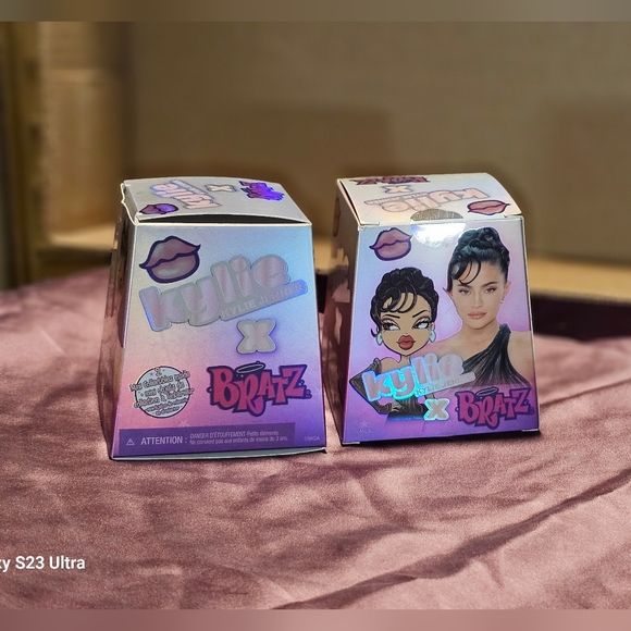 2 Bratz X Kylie Mini Figurines- NEW - Picture 2 of 8